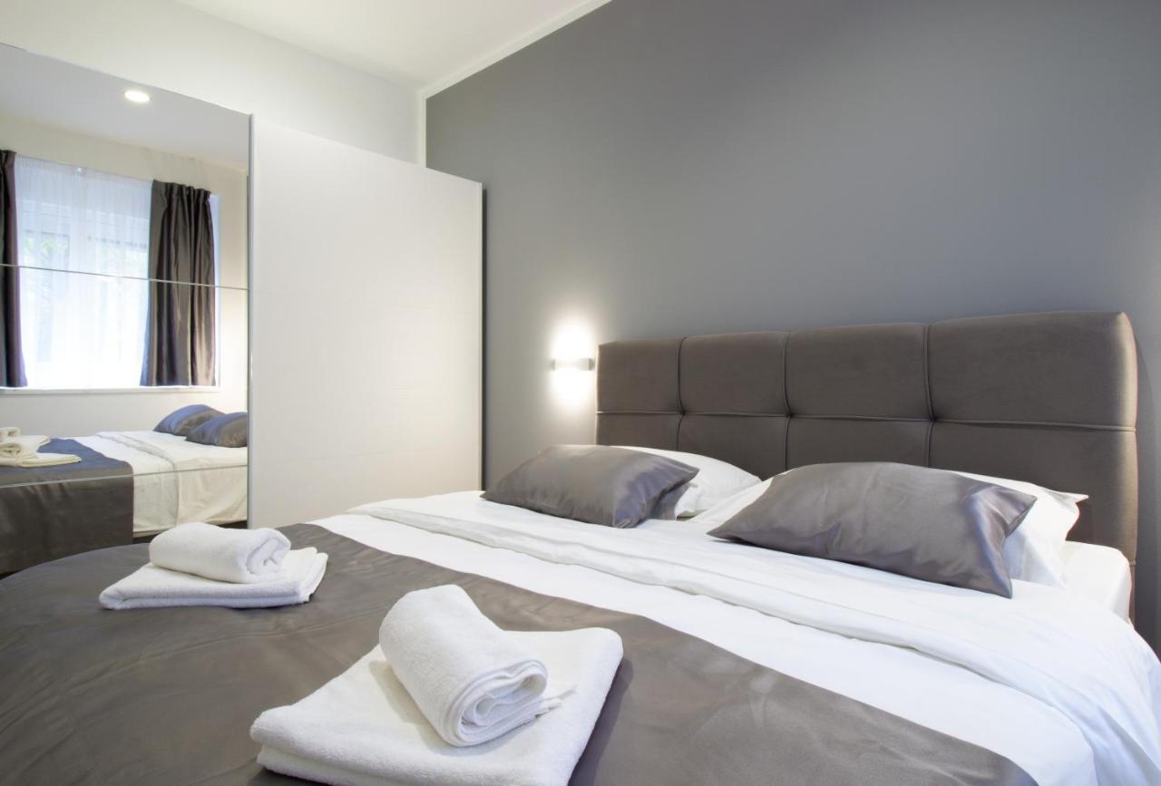 Split Urban Getaway Apartment ภายนอก รูปภาพ